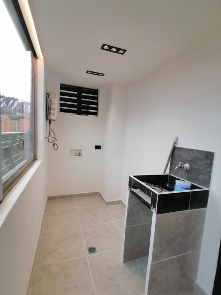 Apartamento para el arriendo en Medellín el codigo es 9692 Foto 16