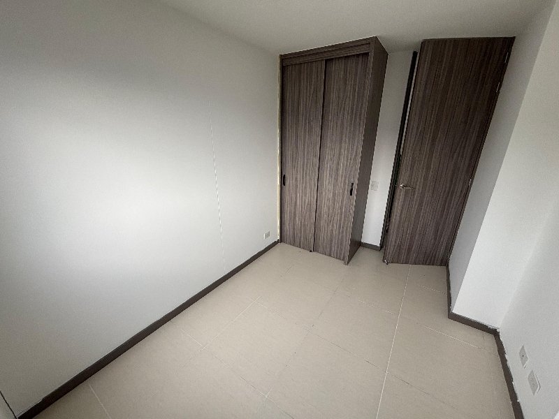 Apartamento para el arriendo en Sabaneta el codigo es 15756 Foto 7