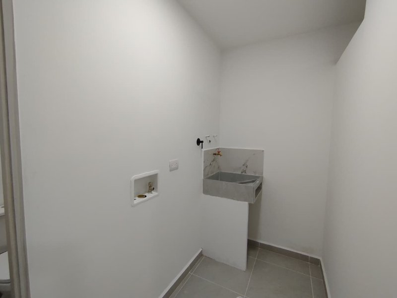 Apartaestudio para el arriendo en Sabaneta el codigo es 17342 Foto 9
