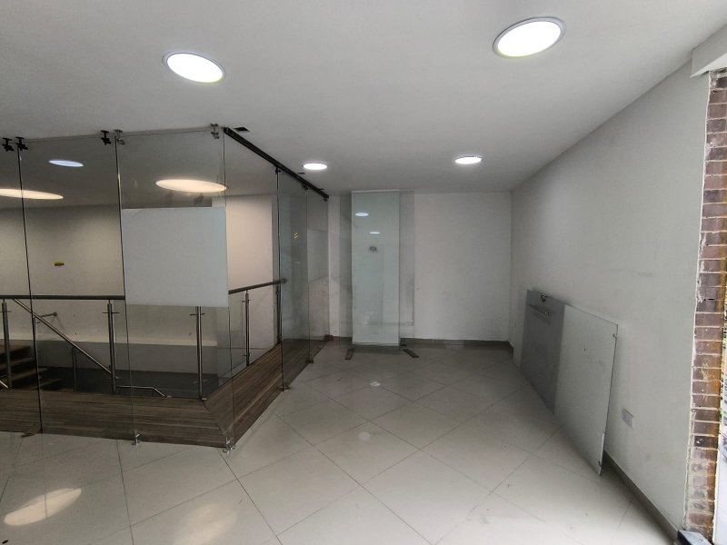 Local para el arriendo en Sabaneta el codigo es 17582 Foto 7