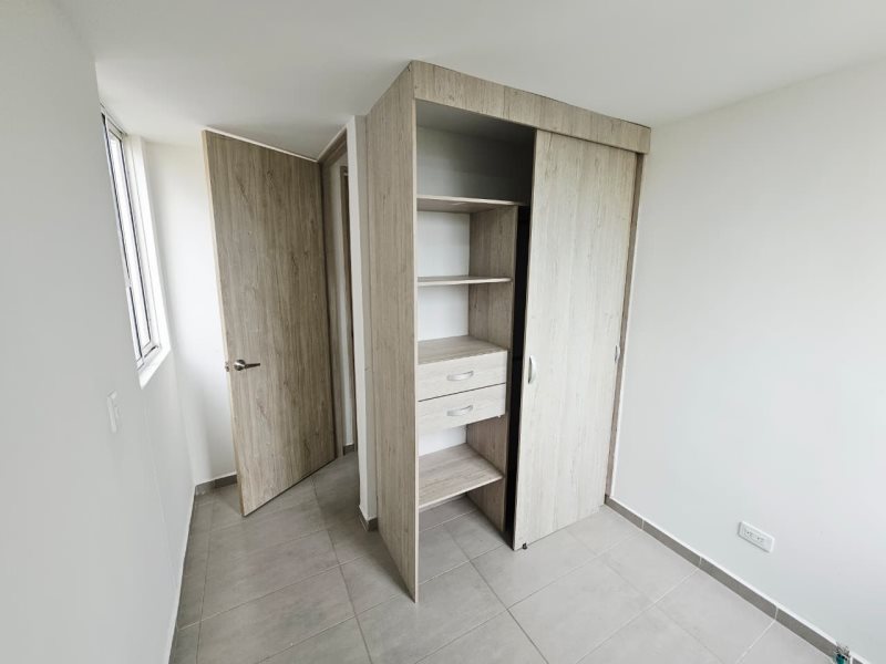 Apartamento para el arriendo en Sabaneta el codigo es 13656 Foto 8