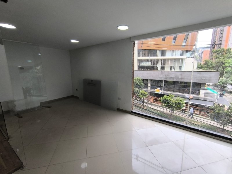 Local para el arriendo en Sabaneta el codigo es 17582 Foto 5