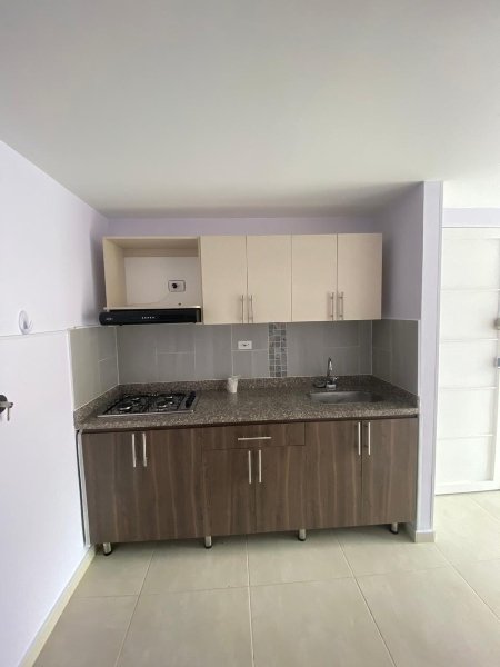 Apartamento para el arriendo en Sabaneta el codigo es 17281 Foto 2