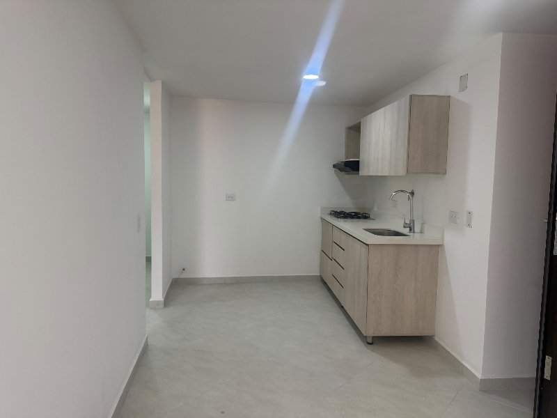 Apartamento para el arriendo en Sabaneta el codigo es 15877 Foto 2