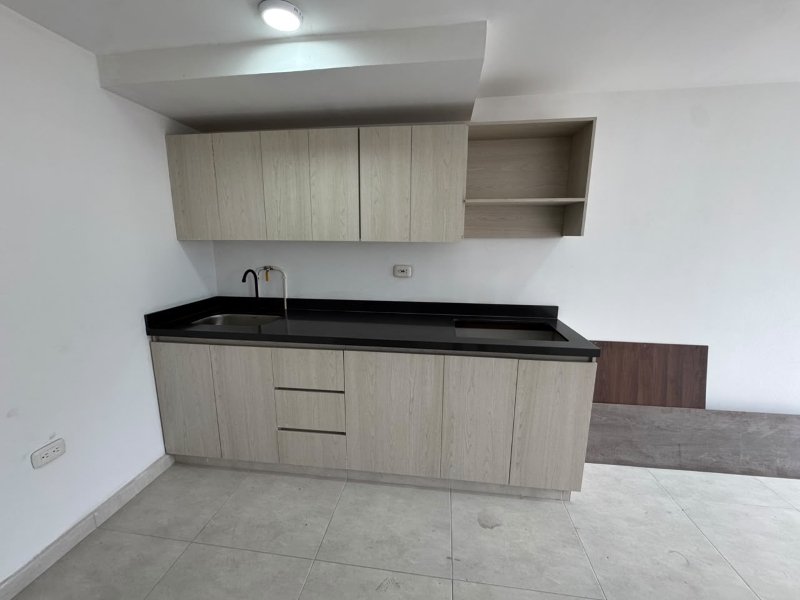 Apartamento para el arriendo en Sabaneta el codigo es 17694 Foto 2
