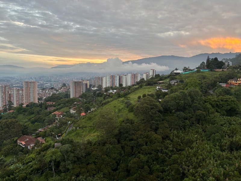 Apartamento para el arriendo en Sabaneta el codigo es 16977 Foto 3