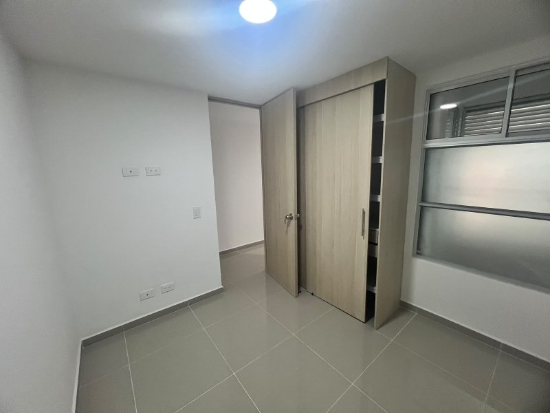 Apartamento para el arriendo en Sabaneta el codigo es 17622 Foto 8