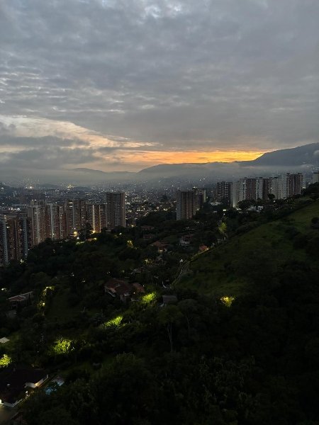 Apartamento para el arriendo en Sabaneta el codigo es 16977 Foto 9