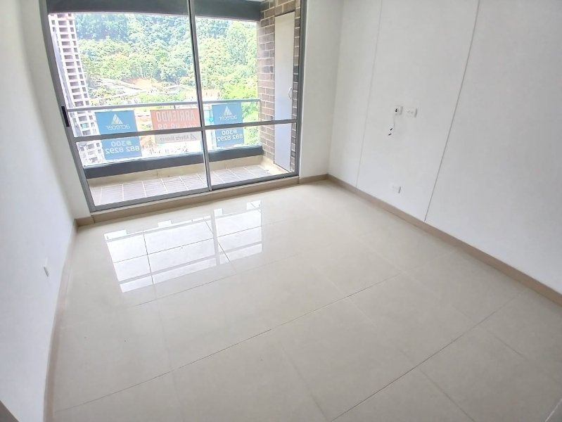 Apartamento para el arriendo en Sabaneta el codigo es 4348 Foto 3