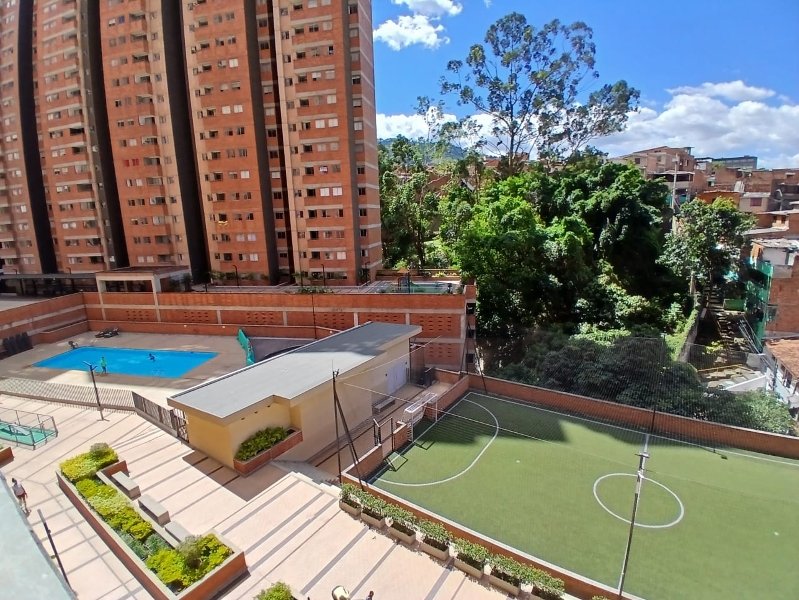 Apartamento para el arriendo en Itagüí el codigo es 17708 Foto 12