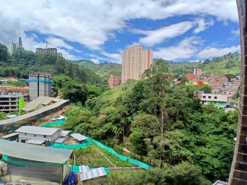 Apartamento para el arriendo en Sabaneta el codigo es 4348 Foto 14