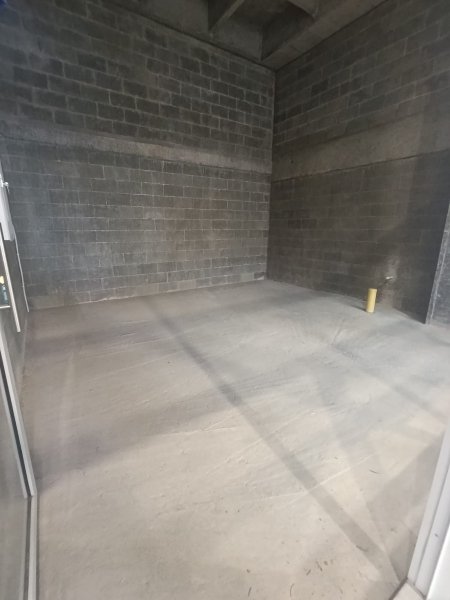 Local para el arriendo en Medellín el codigo es 17288 Foto 2