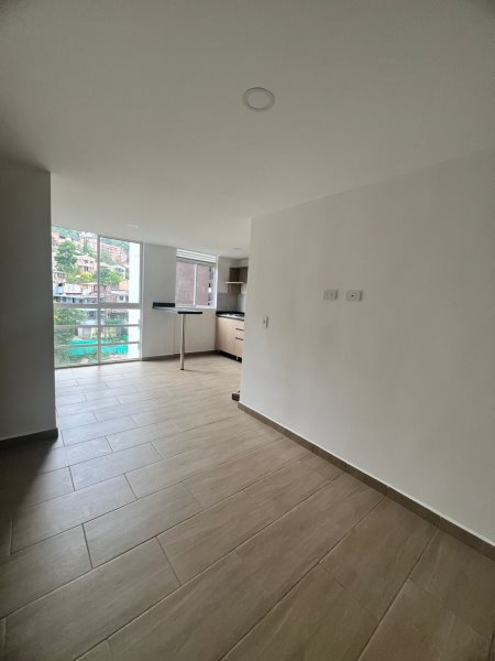 Apartamento para el arriendo en Sabaneta el codigo es 16988 Foto 2
