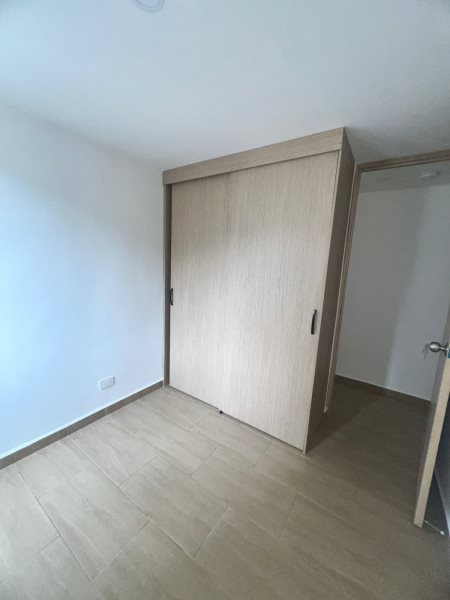 Apartamento para el arriendo en Sabaneta el codigo es 16988 Foto 4