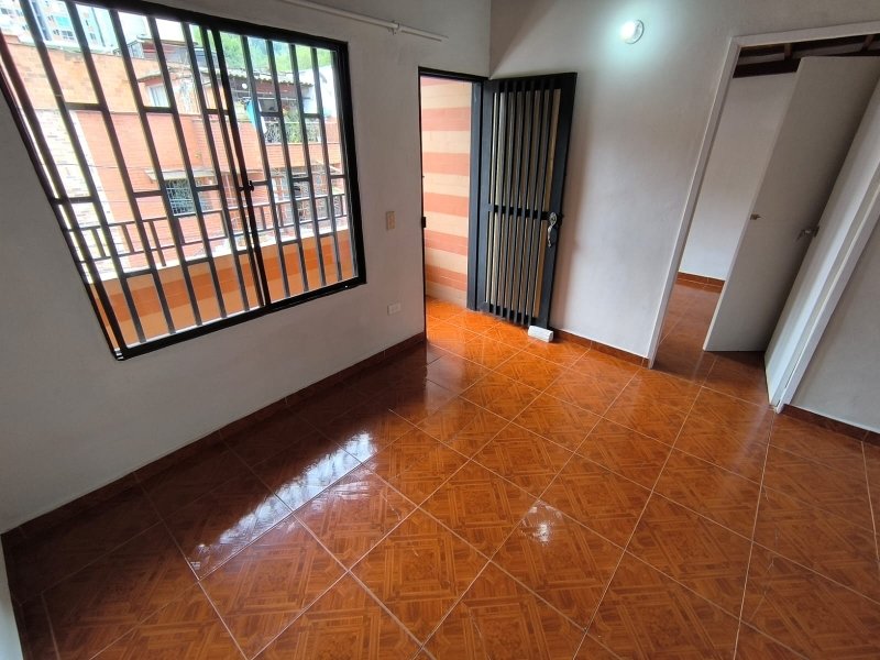 Apartamento para el arriendo en Sabaneta el codigo es 13260 Foto 4