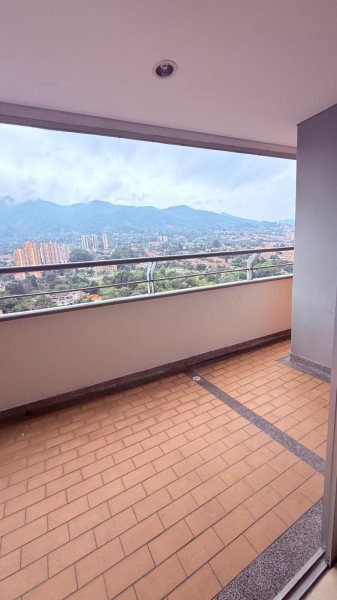 Apartamento para el arriendo en La Estrella el codigo es 17010 Foto 5