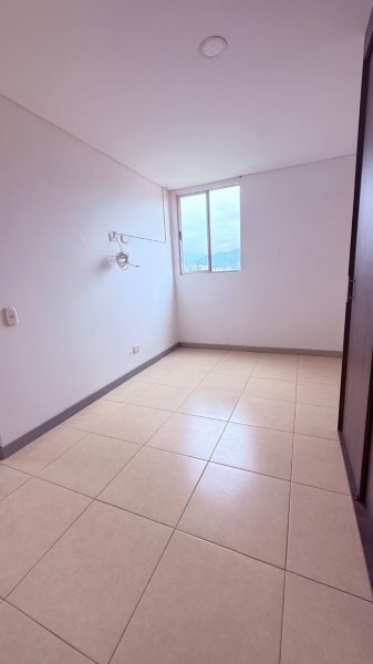 Apartamento para el arriendo en La Estrella el codigo es 17010 Foto 8