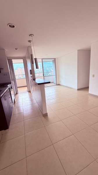 Apartamento para el arriendo en La Estrella el codigo es 17010 Foto 3