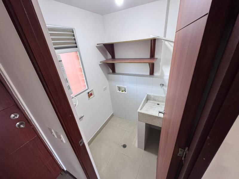 Apartamento para el arriendo en Envigado el codigo es 17052 Foto 17