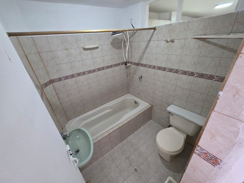 Local para el arriendo en Sabaneta - Holanda el codigo es 18040 Foto 13