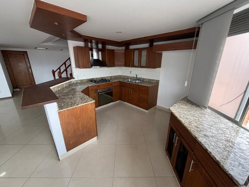 Apartamento para el arriendo en Sabaneta el codigo es 1123 Foto 2