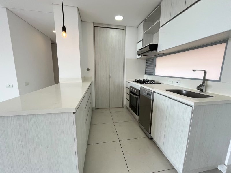 apartamento-arriendo-loma-del-chocho-envigado