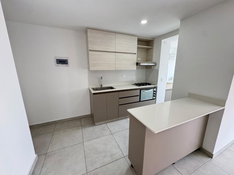 Apartamento para el arriendo en Sabaneta el codigo es 17716 Foto 2