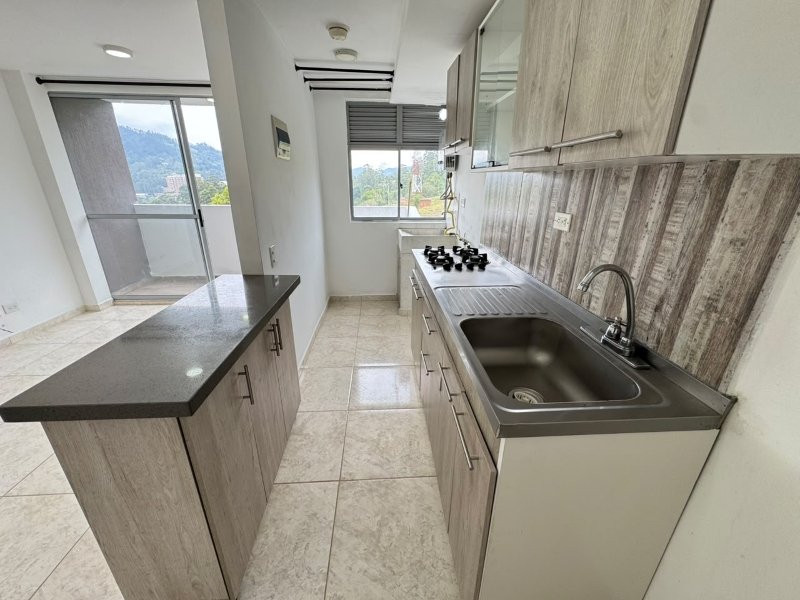 Apartamento para el arriendo en La Estrella el codigo es 17985 Foto 3