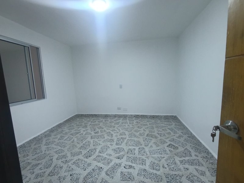 Casa para el arriendo en Sabaneta el codigo es 17519 Foto 8