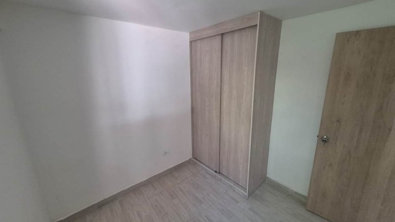 Apartamento para el arriendo en Itagüí el codigo es 13464 Foto 6