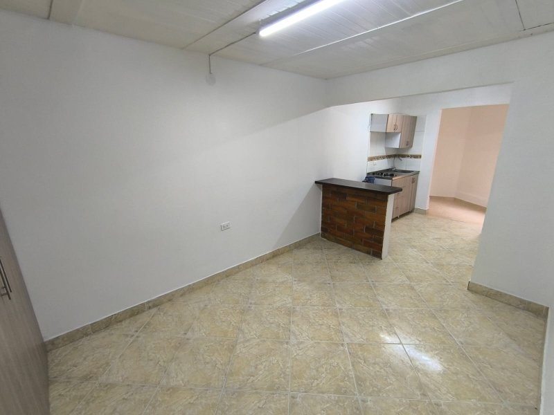 Apartaestudio para el arriendo en Sabaneta el codigo es 15901 Foto 3