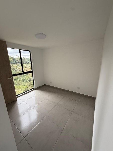 Apartamento para el arriendo en Rionegro el codigo es 17515 Foto 6