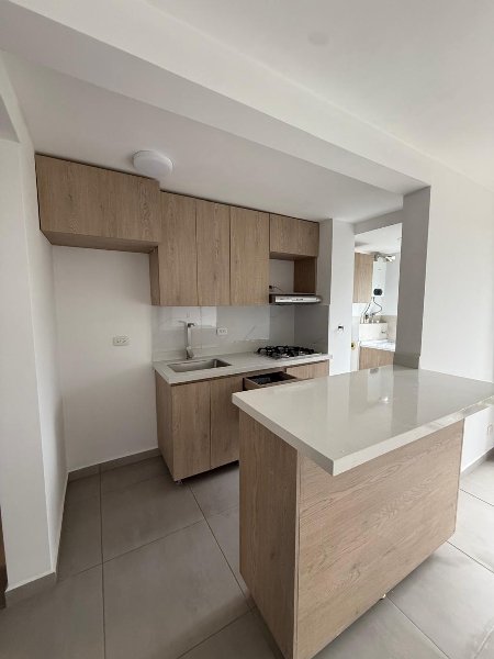 Apartamento para el arriendo en Rionegro el codigo es 17515 Foto 2
