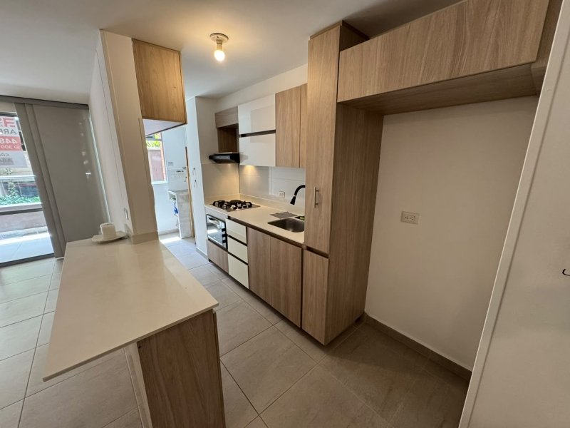 Apartamento para el arriendo en Sabaneta el codigo es 17607 Foto 2