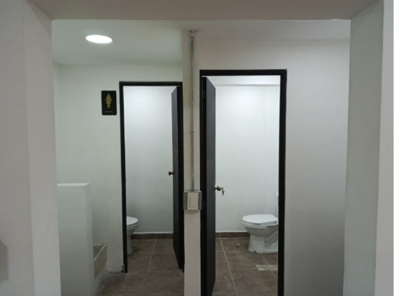 Oficina para el arriendo en Itagüí el codigo es 17141 Foto 9