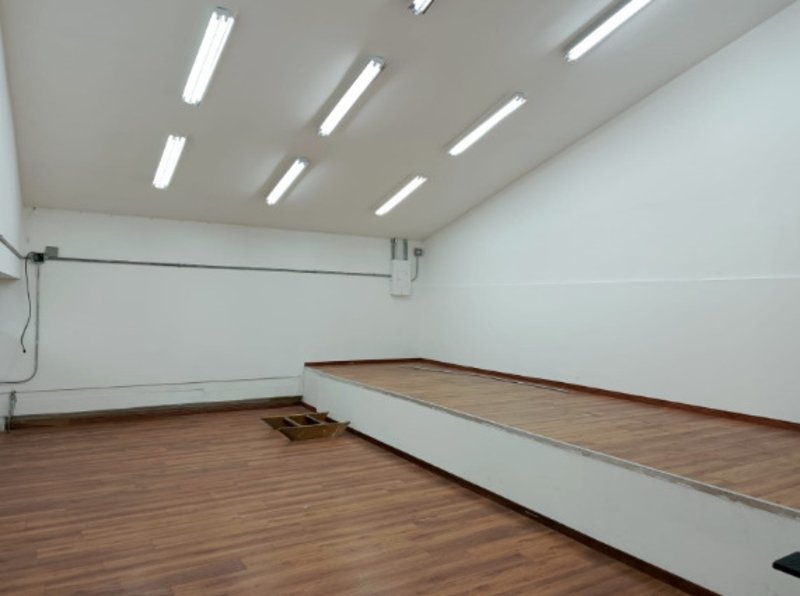 Oficina para el arriendo en Itagüí el codigo es 17141 Foto 7