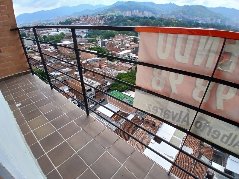 Apto-Loft para el arriendo en Medellín el codigo es 17897 Foto 8