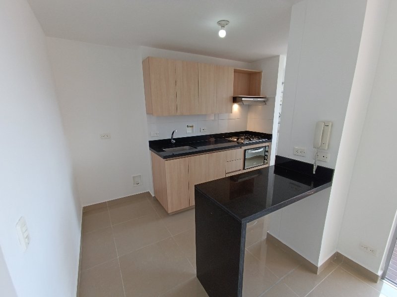 Apartamento para el arriendo en Sabaneta el codigo es 6980 Foto 3