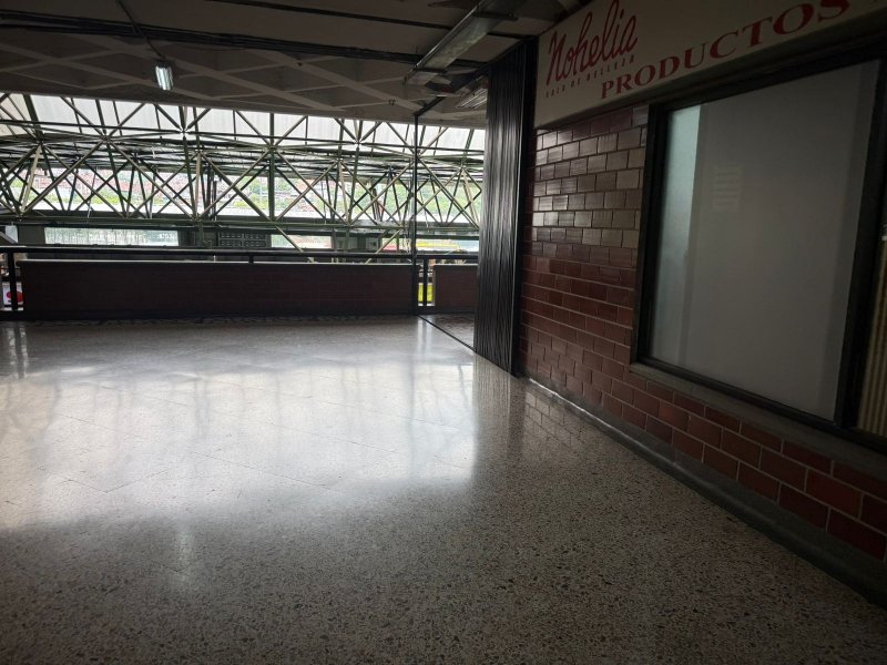 Local para el arriendo en Medellín - Caribe el codigo es 17238 Foto 10