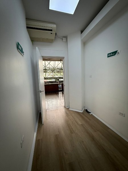 Local para el arriendo en Medellín - Caribe el codigo es 17238 Foto 6