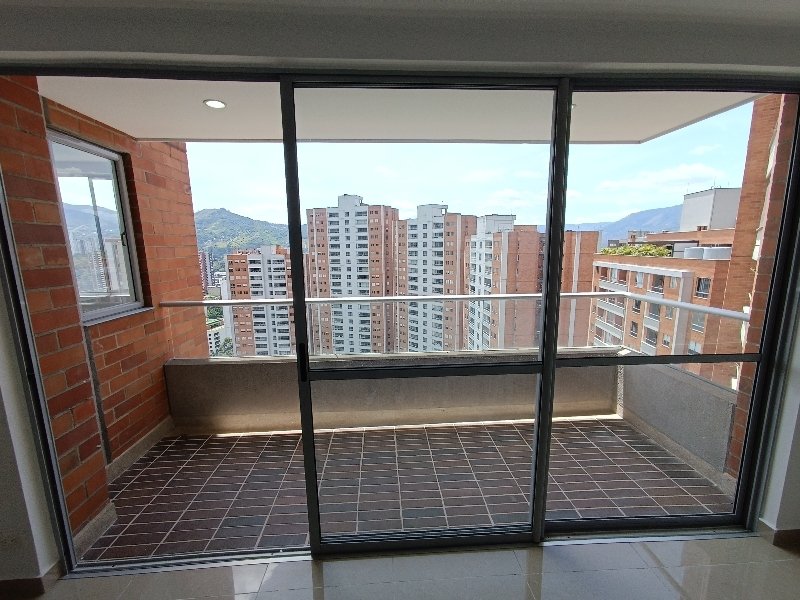 Apartamento para el arriendo en Sabaneta el codigo es 6980 Foto 8