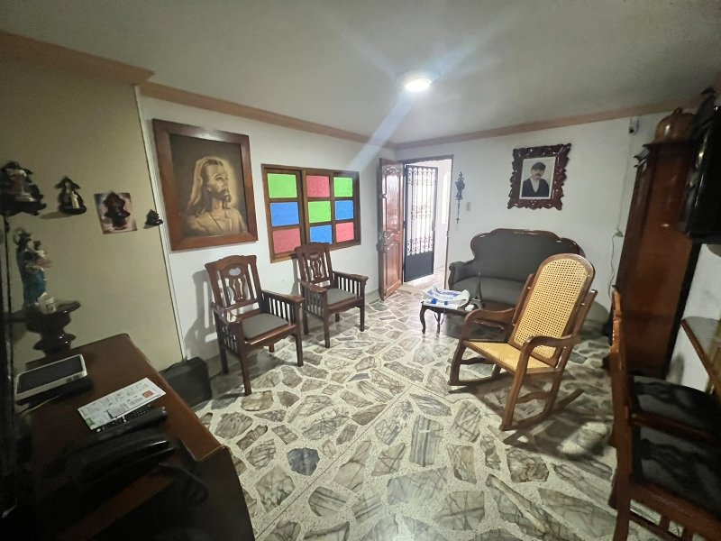 Casa para el arriendo en Sabaneta - Betania el codigo es 17905 Foto 3