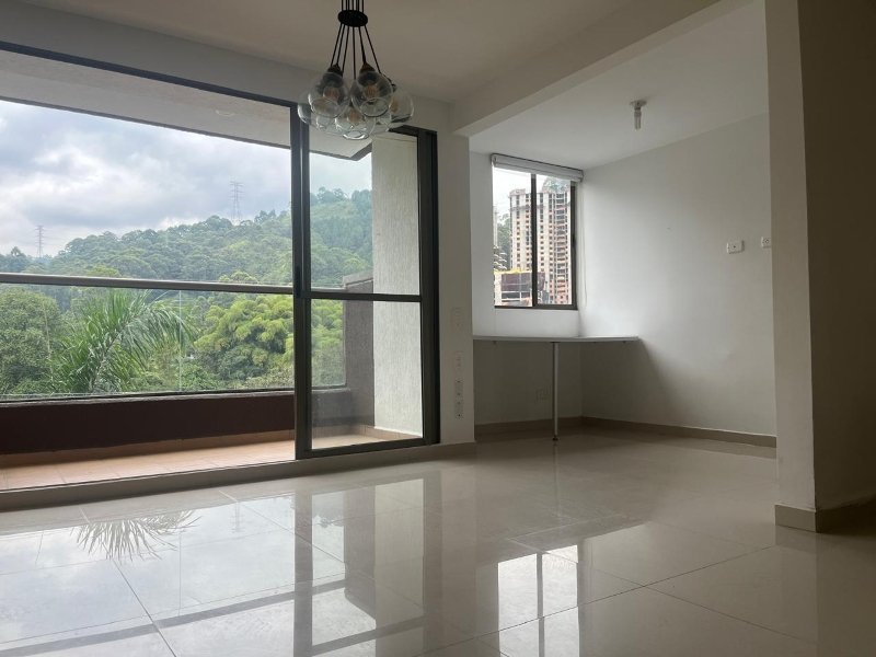 Apartamento para el arriendo en Sabaneta el codigo es 17632 Foto 2