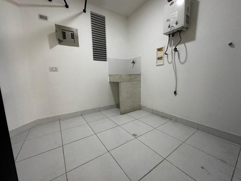 Apartamento para el arriendo en Sabaneta el codigo es 5357 Foto 18