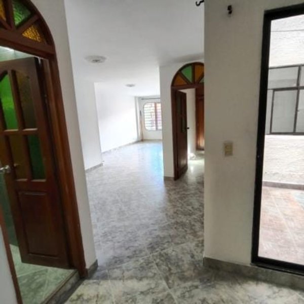 Apartamento para el arriendo en Itagüí el codigo es 17764 Foto 4
