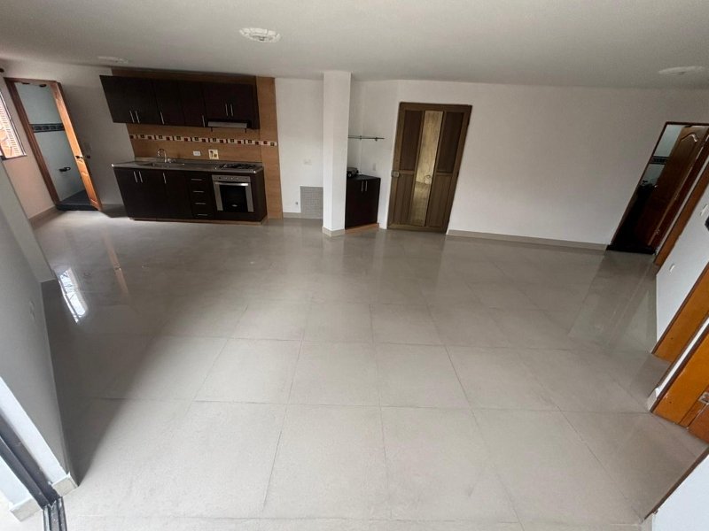 Apartamento para el arriendo en Envigado el codigo es 17422 Foto 3