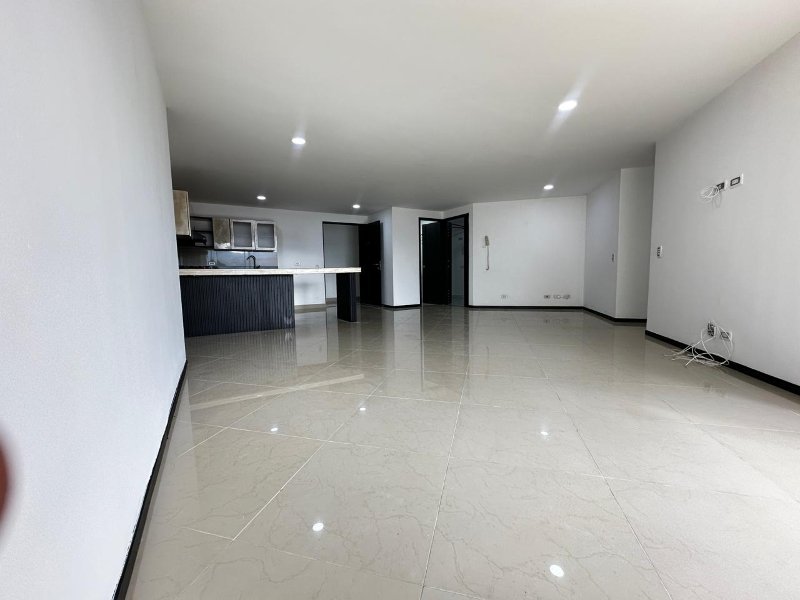 Apartamento para el arriendo en Sabaneta el codigo es 5357 Foto 2