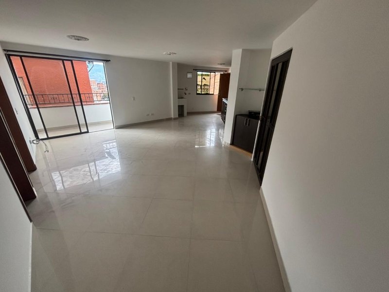 Apartamento para el arriendo en Envigado el codigo es 17422 Foto 4