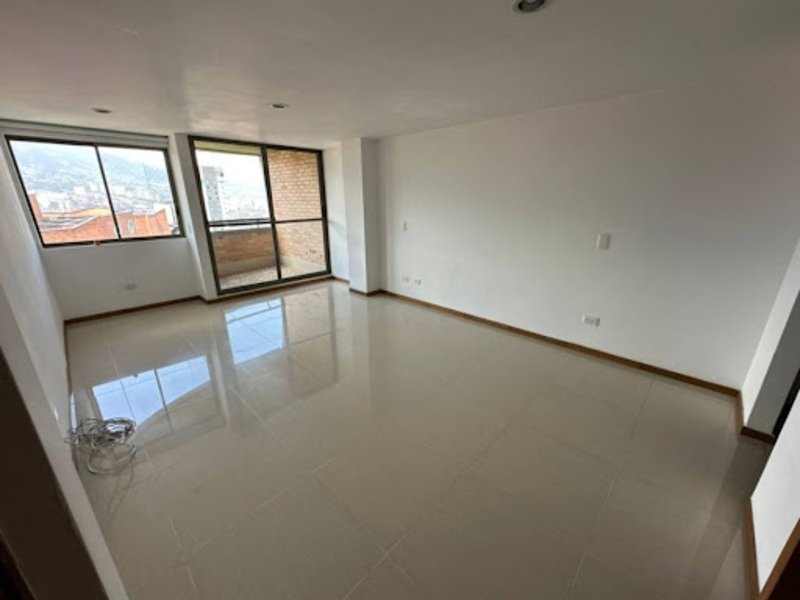 Apartamento para el arriendo en Sabaneta el codigo es 4791 Foto 2