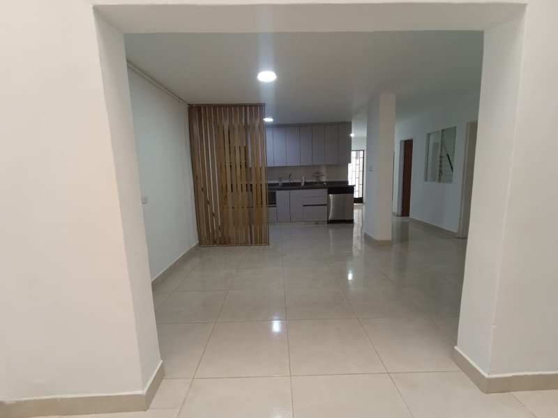 Casa para el arriendo en Sabaneta el codigo es 12169 Foto 2